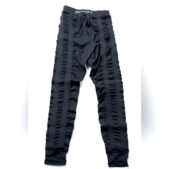 Skinnify Leggings 8 Built in Resistance Bands size Small - Picture 2 of 7